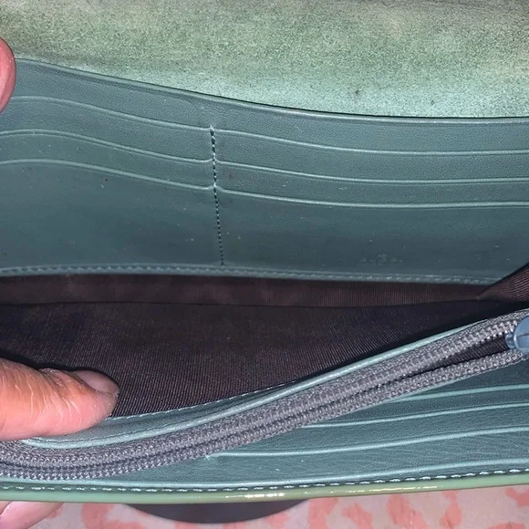 Gucci GG Authentic Pre-loved Supreme Continental Wallet Long 309760-4276 - Picture 7 of 10